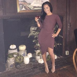 Meet your Posher, Nina